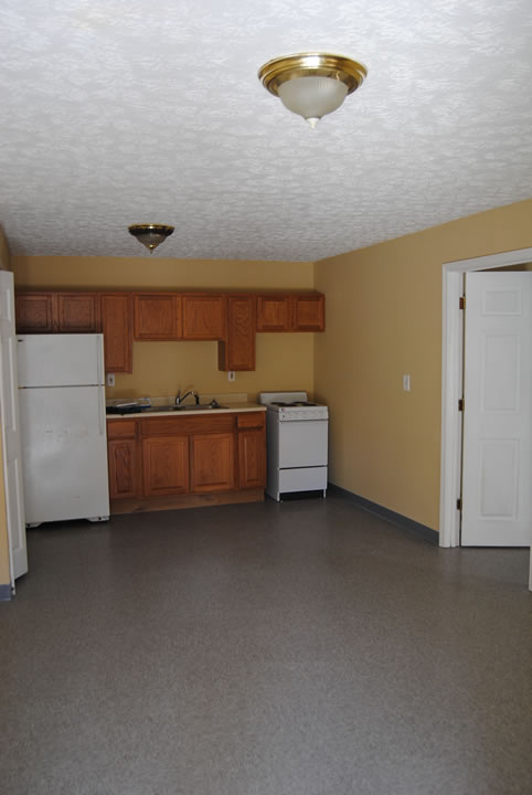 182 Moore Street, Gate City, Virginia 24251, 1 Bedroom Bedrooms, ,Apartment,For Rent,Moore Street,1026